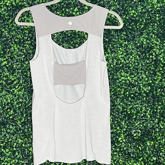 Lululemon | Run Righteous Tank heathered light gray - Picture 9 of 9